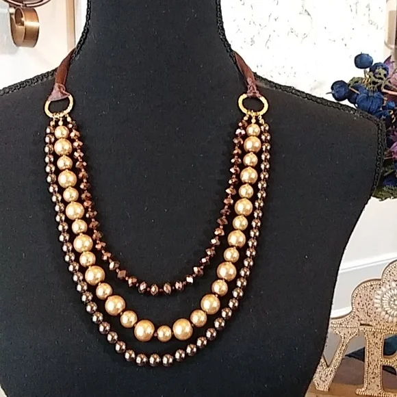 NWOT Stunning Chocolate Multi Strands Beaded Necklace - Picture 13 of 17